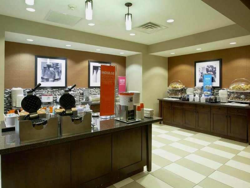 Hampton Inn & Suites I-35/Mulvaneの写真