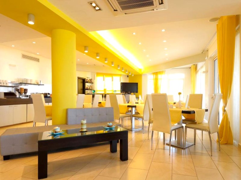 Kythera Iridaの写真