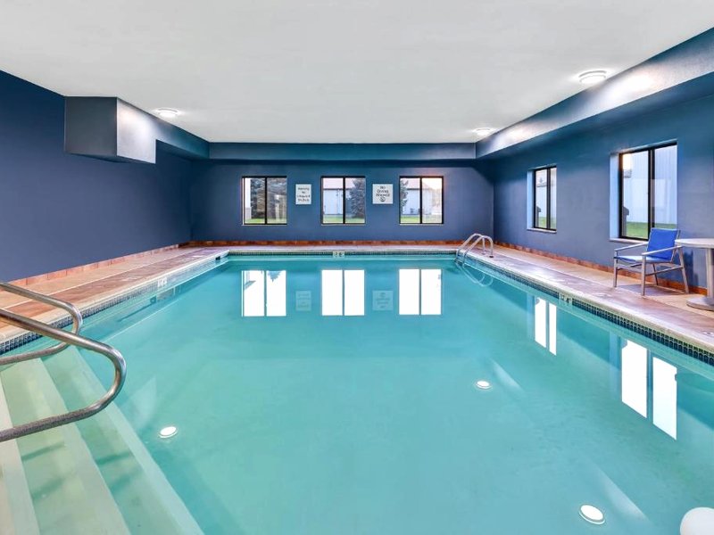 ホリデイ イン エクスプレス アンド スイーツ スリー リバーズ バイ IHG (Holiday Inn Express and Suites Three Rivers By IHG)の写真