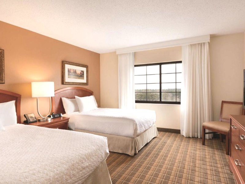 Embassy Suites by Hilton Greenville Golf Resort & Conference Centerの写真