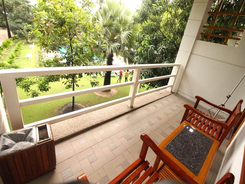 ミャンマー ライフ ホテル (Myanmar Life Hotel)の写真