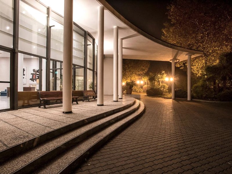 フライオン ホテル & カンファレンス センター (FlyOn Hotel & Conference Center)の写真