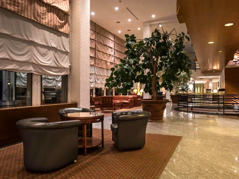 フライオン ホテル & カンファレンス センター (FlyOn Hotel & Conference Center)の写真