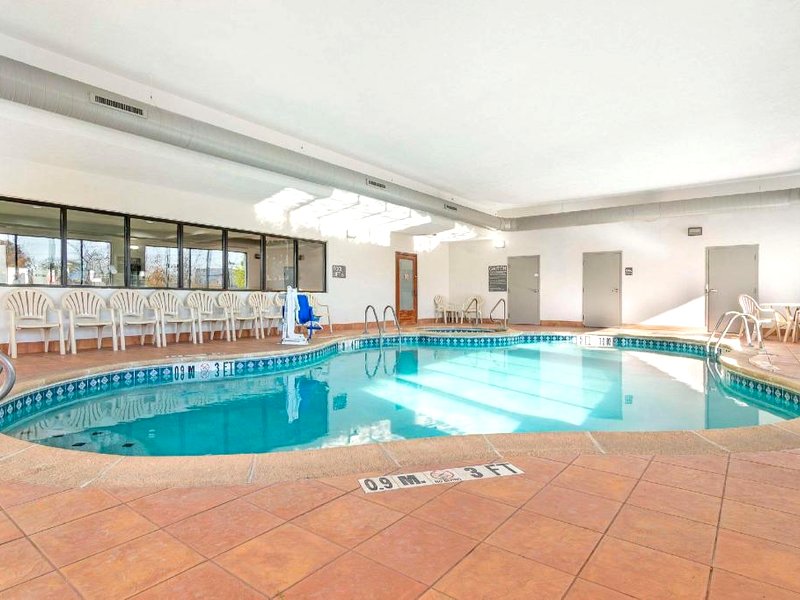 コンフォート イン ニア シックス フラッグス セントルイス (Comfort Inn Near Six Flags St. Louis)の写真