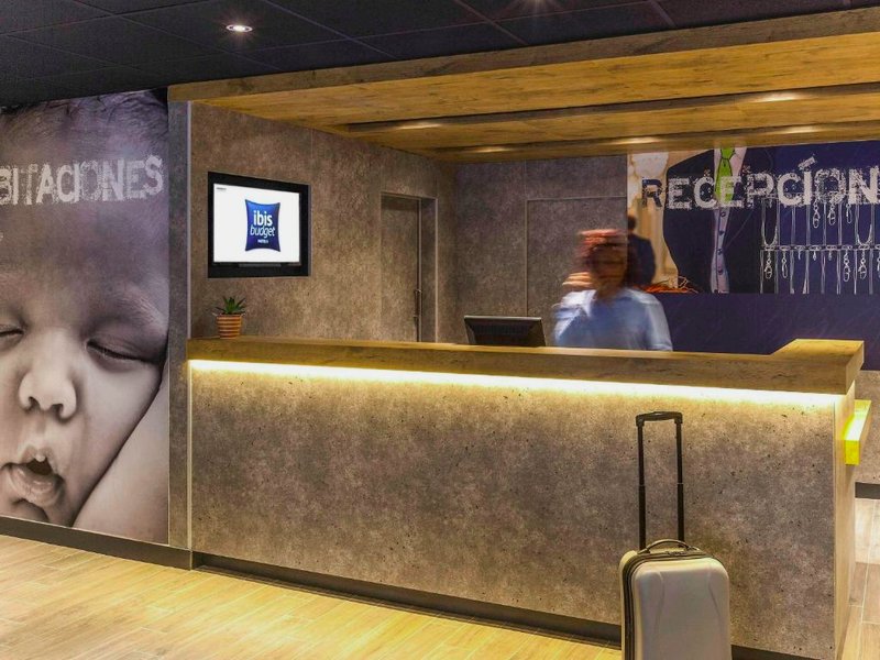 イビス バジェット バレンシア アエロプエルト (Ibis Budget Valencia Aeropuerto)の写真