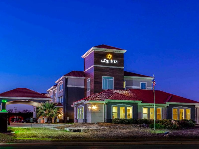 ラ キンタ イン&スイーツ バイ ウィンダム カービル (La Quinta Inn & Suites by Wyndham Kerrville)の写真