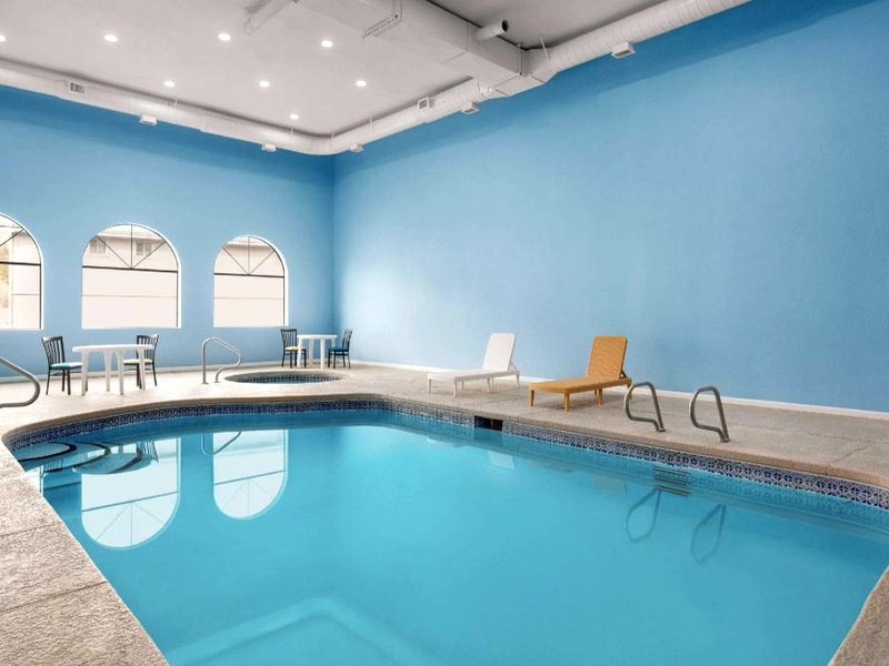 デイズ イン バイ ウィンダム ルイドソ タウンズ (Days Inn by Wyndham Ruidoso Downs)の写真