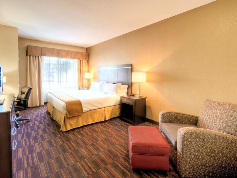 Holiday Inn Express and Suites Granbury By IHGの写真