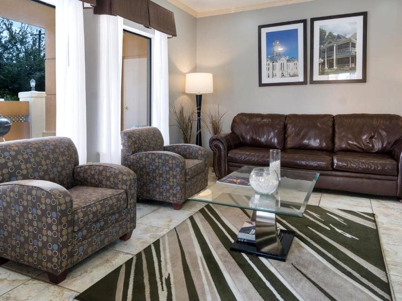 Quality Inn & Suites - Granburyの写真