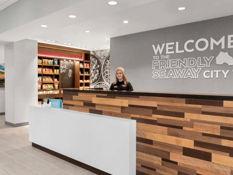 Hampton Inn by Hilton Cornwallの写真