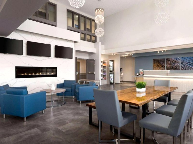デイズ イン バイ ウィンダム カルガリー ノース バルザック (Days Inn by Wyndham Calgary North Balzac)の写真