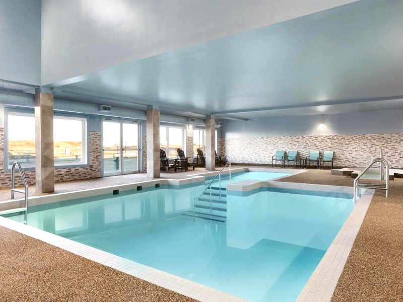 デイズ イン バイ ウィンダム カルガリー ノース バルザック (Days Inn by Wyndham Calgary North Balzac)の写真