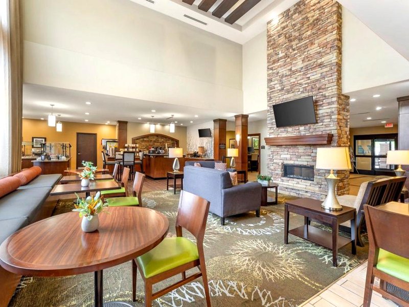 Staybridge Suites Pittsburgh-Cranberry Township By IHGの写真