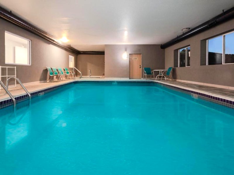 Baymont by Wyndham Henderson-Northeast Denverの写真