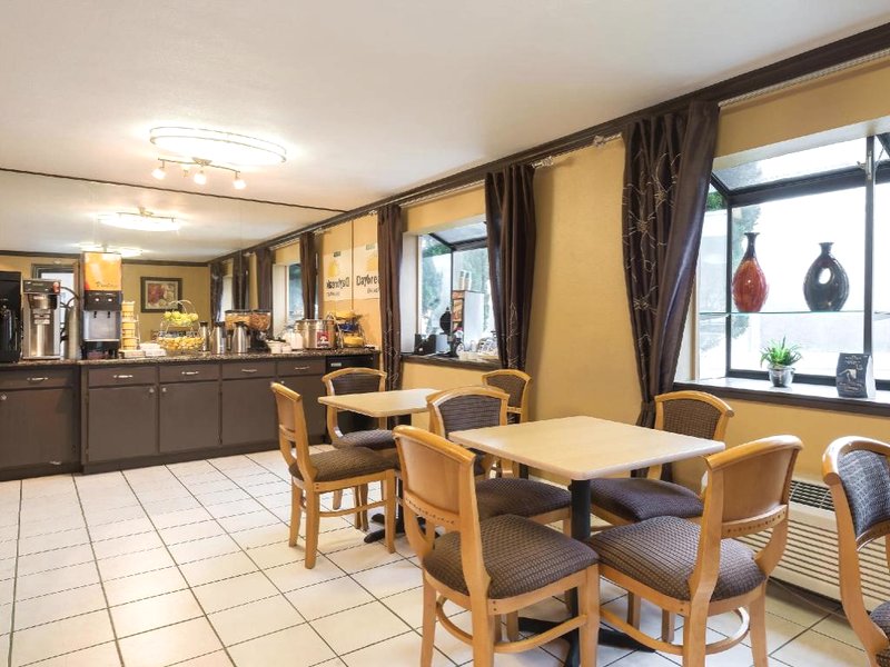 デイズ イン バイ ウィンダム ピノール バークレイ (Days Inn by Wyndham Pinole Berkeley)の写真