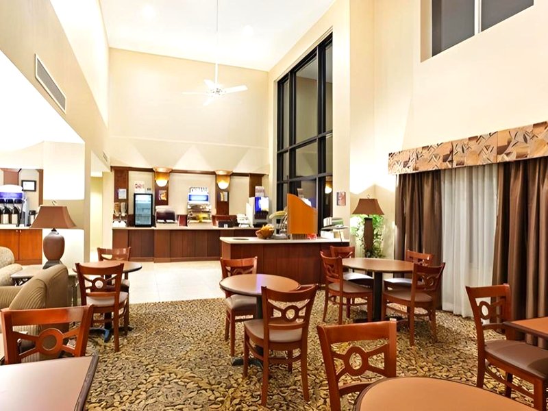 Comfort Inn & Suitesの写真