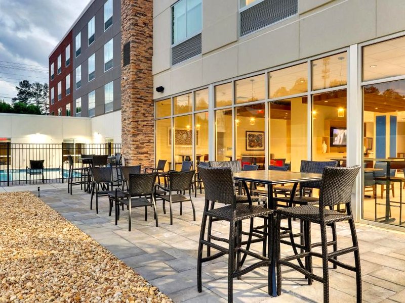 Holiday Inn Express & Suites Dawsonville By IHGの写真