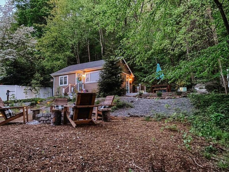 The Little Lake Cabinの写真