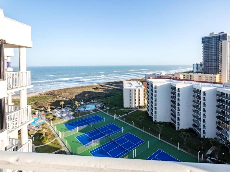 ロイヤル ビーチ アンド テニス クラブ バイ VRI リゾート (Royale Beach and Tennis Club by VRI Resort)の写真