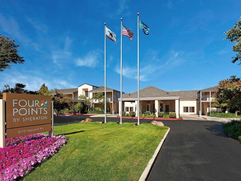 フォー ポインツ バイ シェラトン プレゼントン (Four Points by Sheraton Pleasanton)の写真