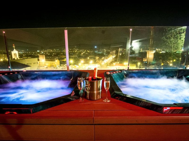 ラマダ バイ ウィンダム オラデア (Ramada by Wyndham Oradea)の写真