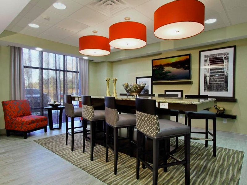 Hampton Inn Jackson/Richland-Highway 49の写真