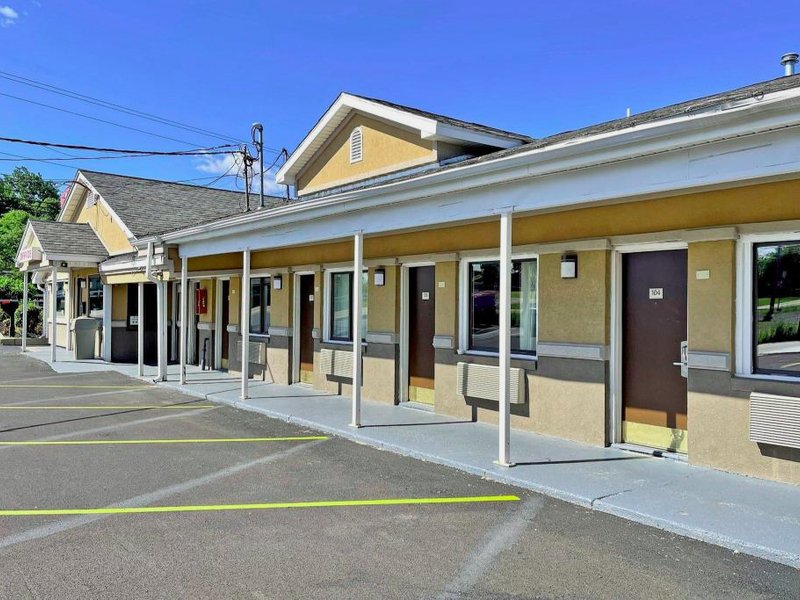 Red Carpet Inn Orchard Park - Buffalo, NYの写真