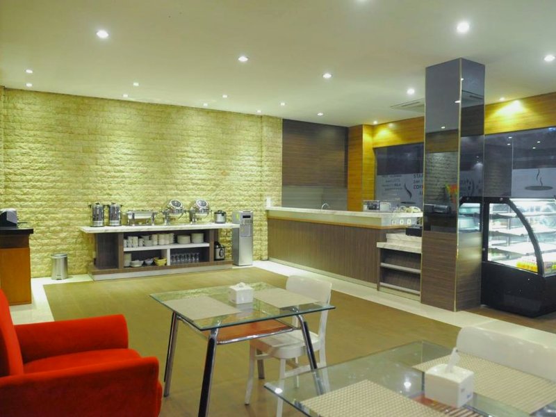 シルヴィア ホテル バジェット クパン (Sylvia Hotel Budget Kupang)の写真