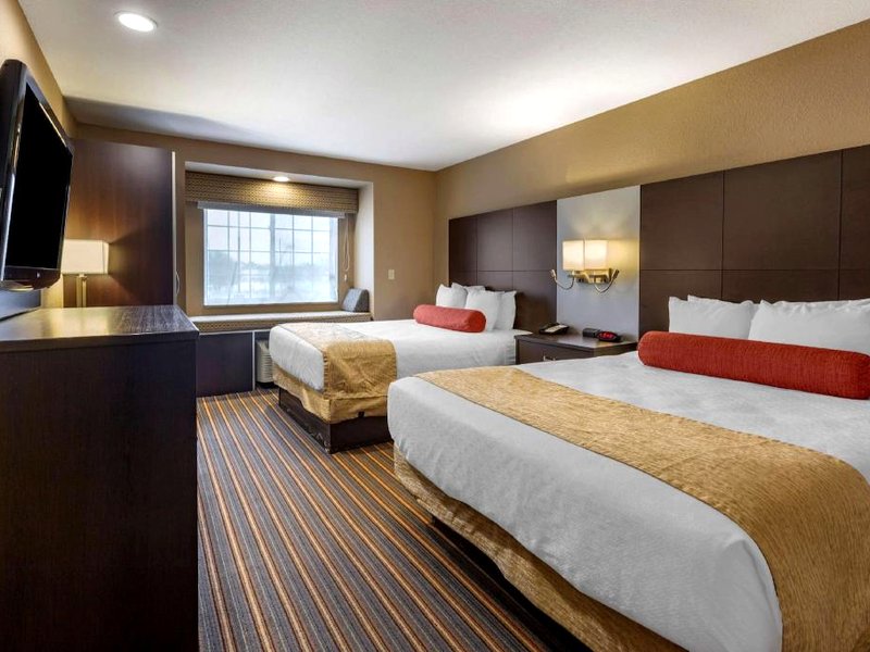 Best Western Plus Woodstock Inn & Suitesの写真
