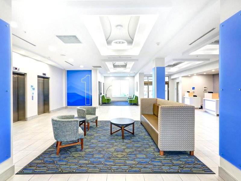 Holiday Inn Express Hotel & Suites - Woodstock By IHGの写真