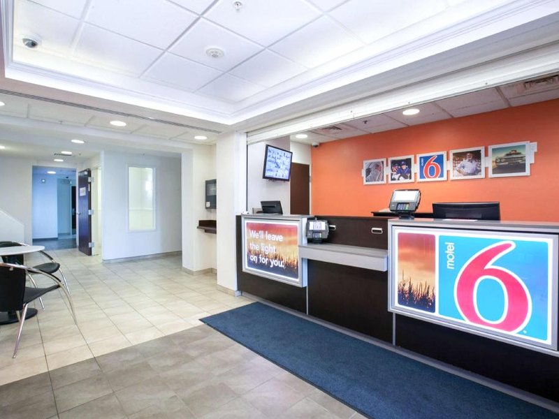 Motel 6 Brooklyn Center, MN - Minneapolisの写真