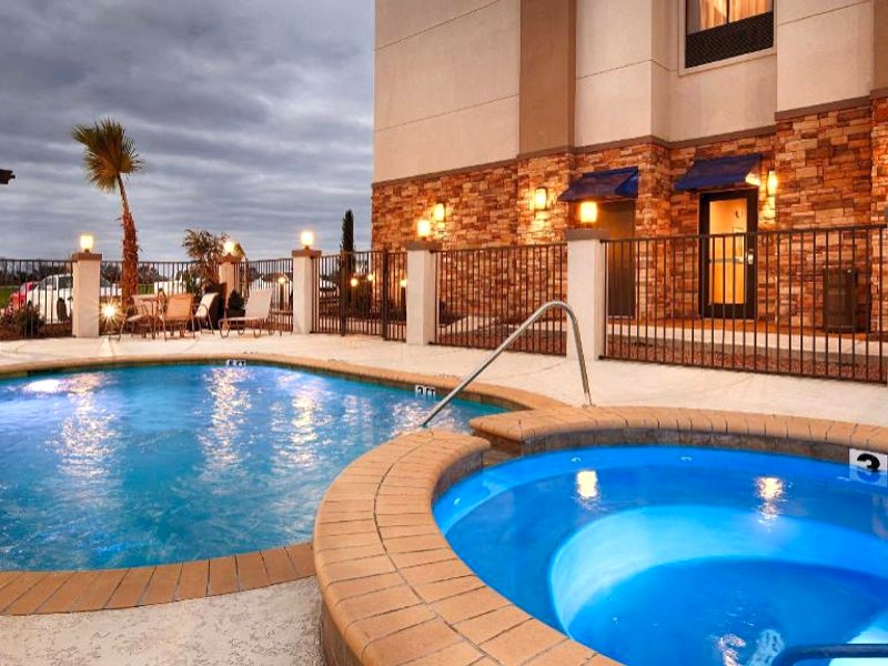 Best Western Plus Flatonia Innの写真