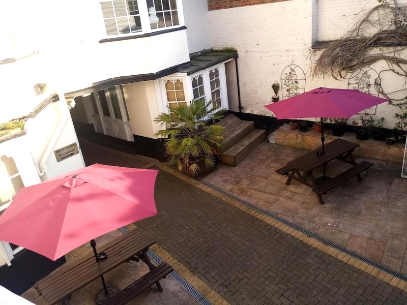 ザ ローズ アンド クラウン ホテル (The Rose and Crown Hotel)の写真