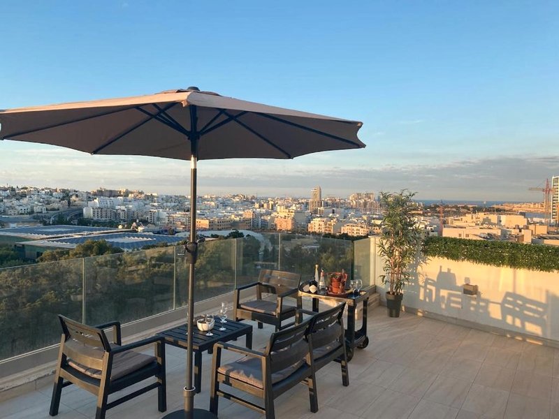 Cozy Msida Penthouseの写真