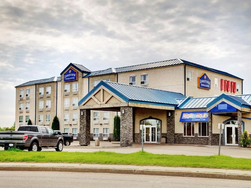Lakeview Inns & Suites - Fort Saskatchewanの写真