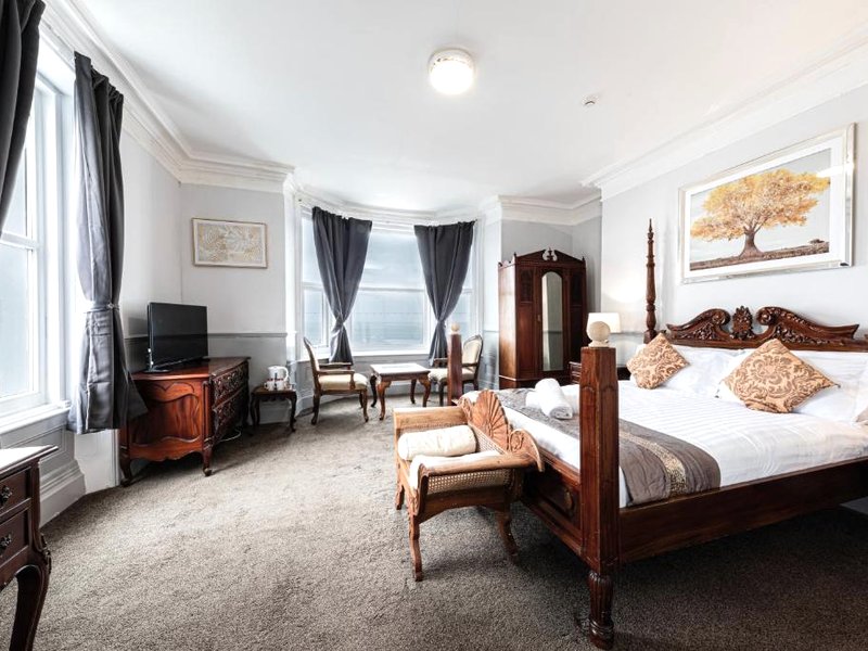 The Manor Hotelの写真
