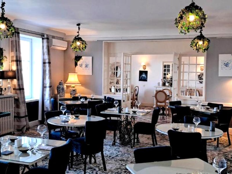 Hotel Au Clos Paille La Roche Posayの写真