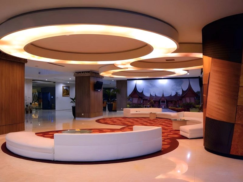 トゥランタゥム パダン ホテル (Truntum Padang Hotel)の写真