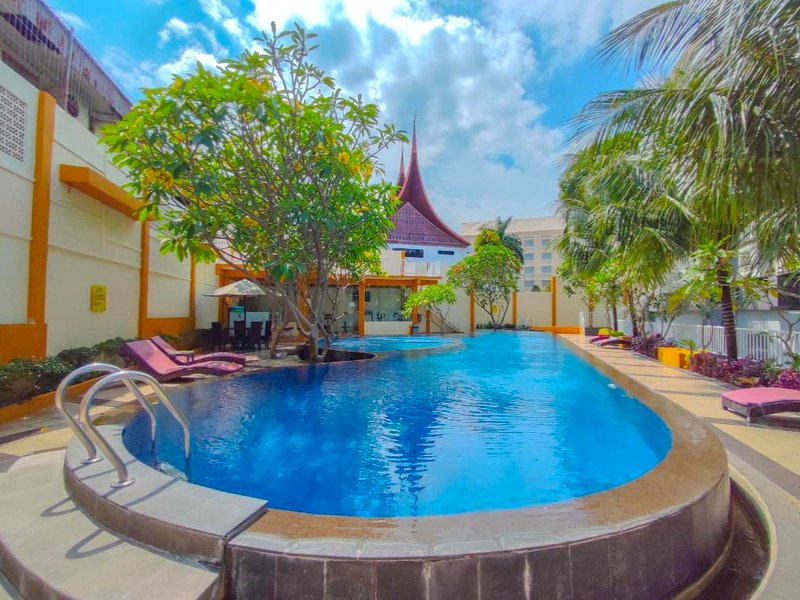 トゥランタゥム パダン ホテル (Truntum Padang Hotel)の写真