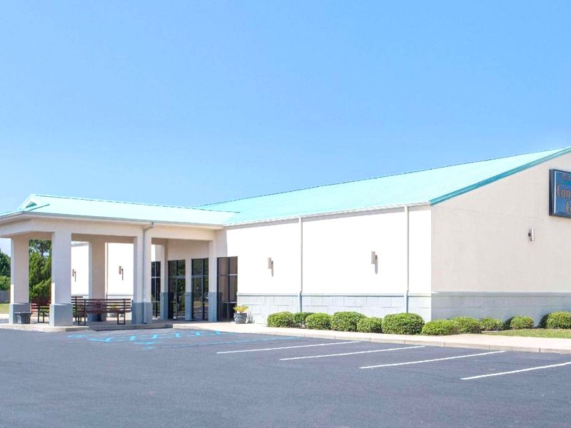 デイズ イン アンド スイーツ バイ ウィンダム ナバール ニア ビーチズ アンド ハールバート (Days Inn & Suites by Wyndham Navarre - near Beaches/Hurlburt)の写真