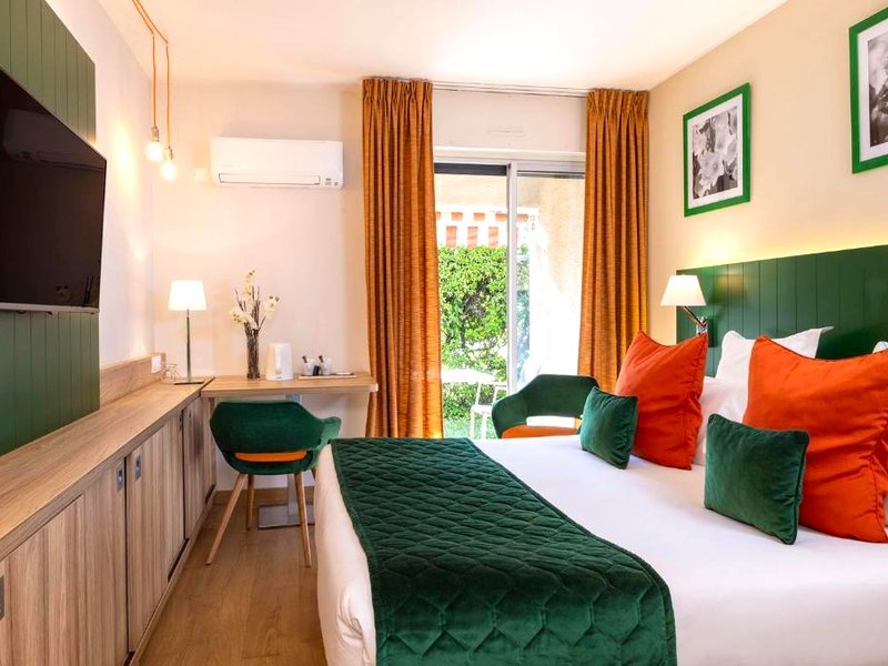 Hôtel & Résidence Lou Paradou Gréoux Les Bains (Hotel & Residence Lou Paradou Greoux Les Bains)の写真
