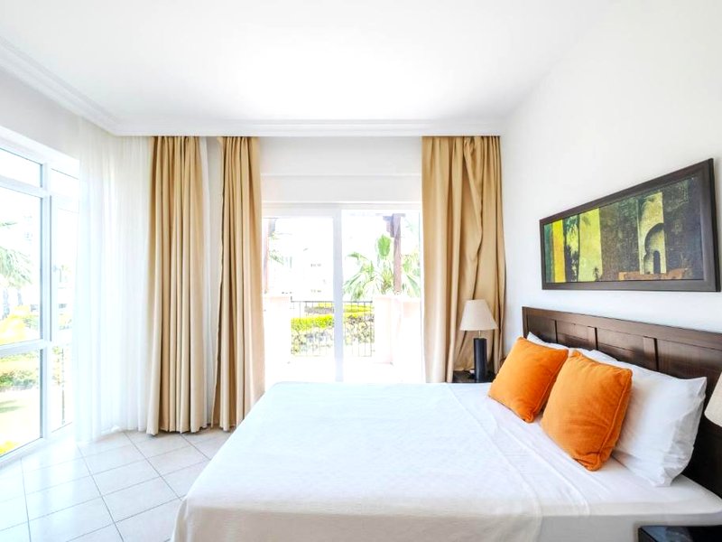 Apollonium Bozbukの写真