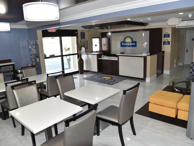 デイズ イン バイ ウィンダム グース クリーク (Days Inn by Wyndham Goose Creek)の写真
