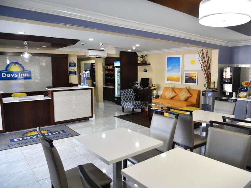 デイズ イン バイ ウィンダム グース クリーク (Days Inn by Wyndham Goose Creek)の写真
