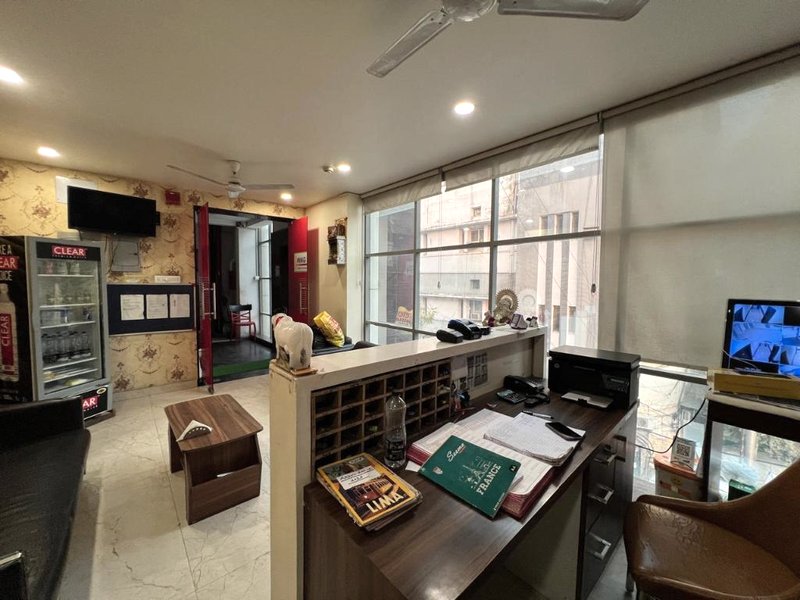 Hotel The Mall Inn by MNG Roomsの写真