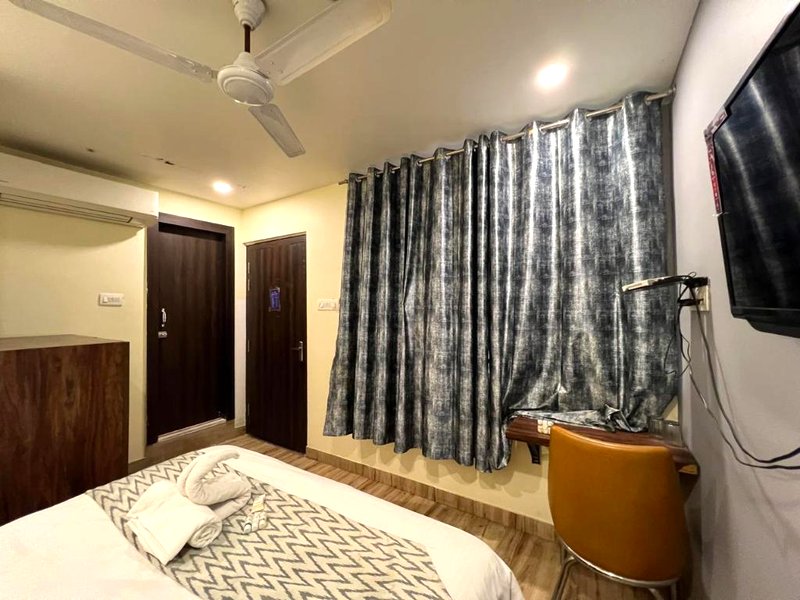 Hotel The Mall Inn by MNG Roomsの写真