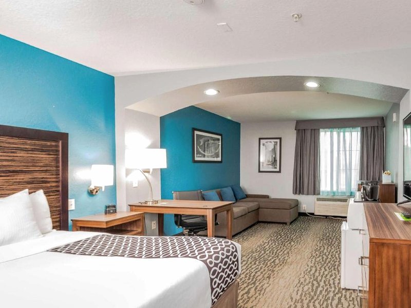 La Quinta Inn & Suites by Wyndham Tomballの写真