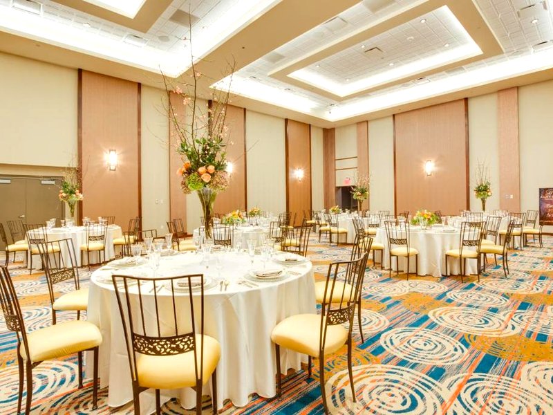 CLIFF CASTLE CASINO HOTELの写真