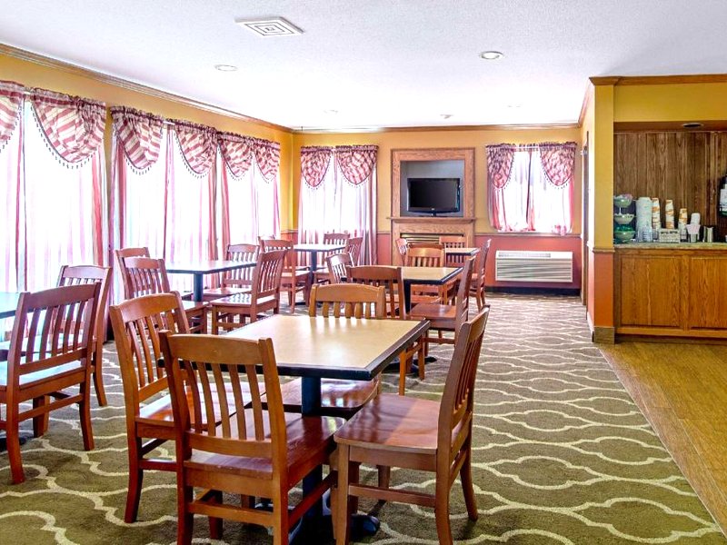 Quality Inn Huronの写真
