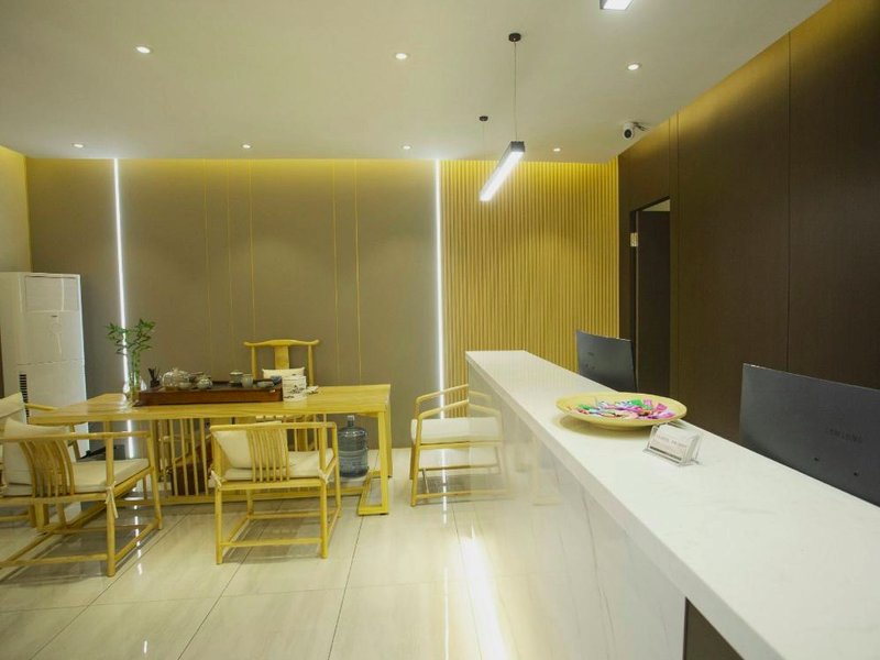 Yifeng Hotel Lanxiの写真